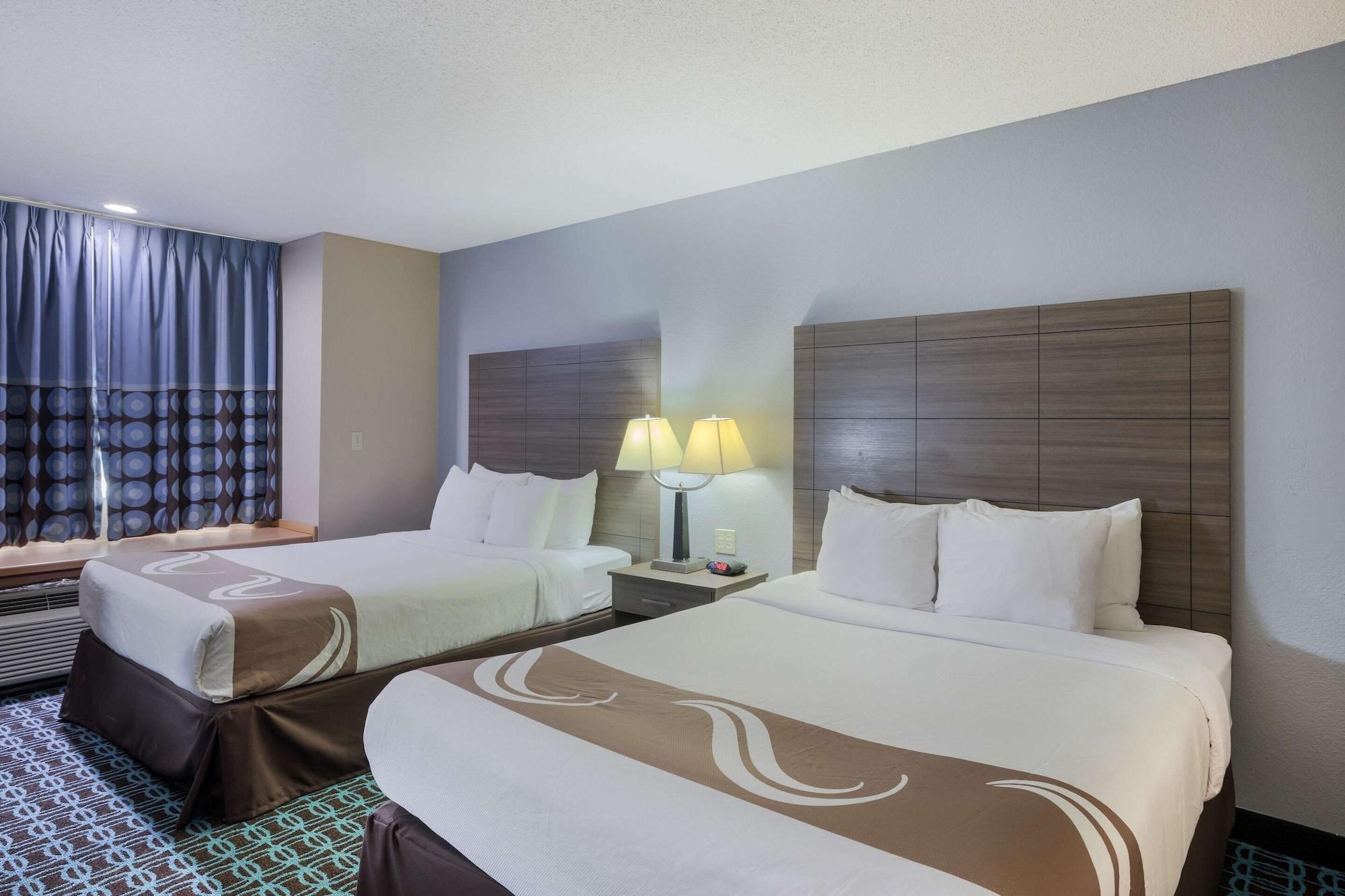 Sonesta Essential Hotel Blue Springs Extérieur photo