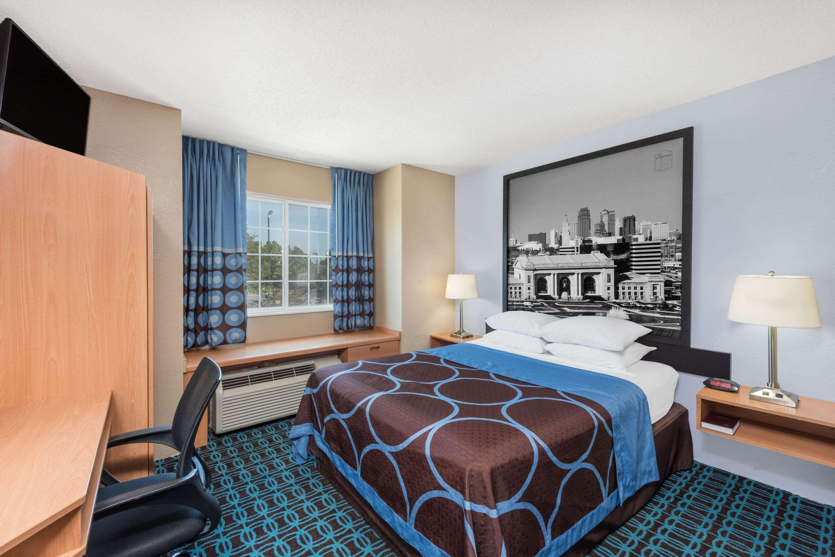 Sonesta Essential Hotel Blue Springs Extérieur photo