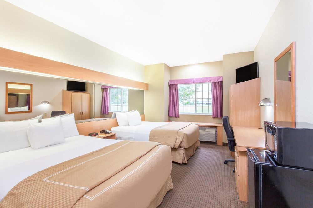 Sonesta Essential Hotel Blue Springs Extérieur photo